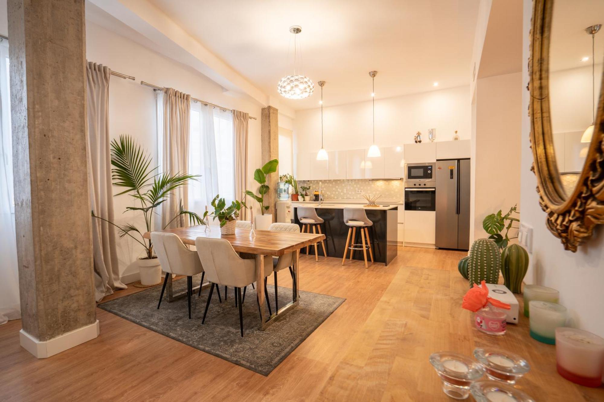 Privatunterkunft Con Terraza Y Bano Privado Y Comodidades Compartidas