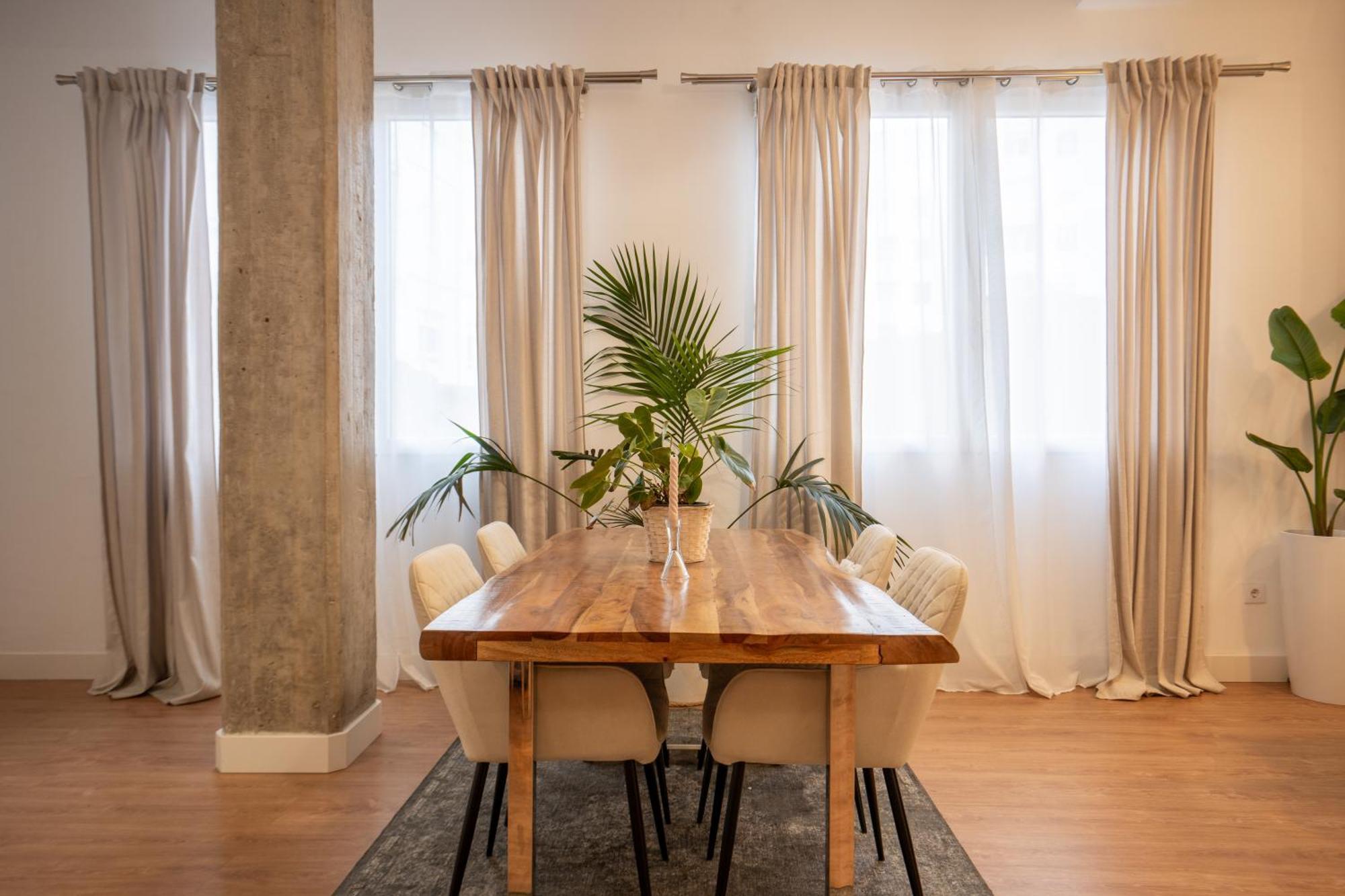 Con Terraza Y Bano Privado Y Comodidades Compartidas Valenza